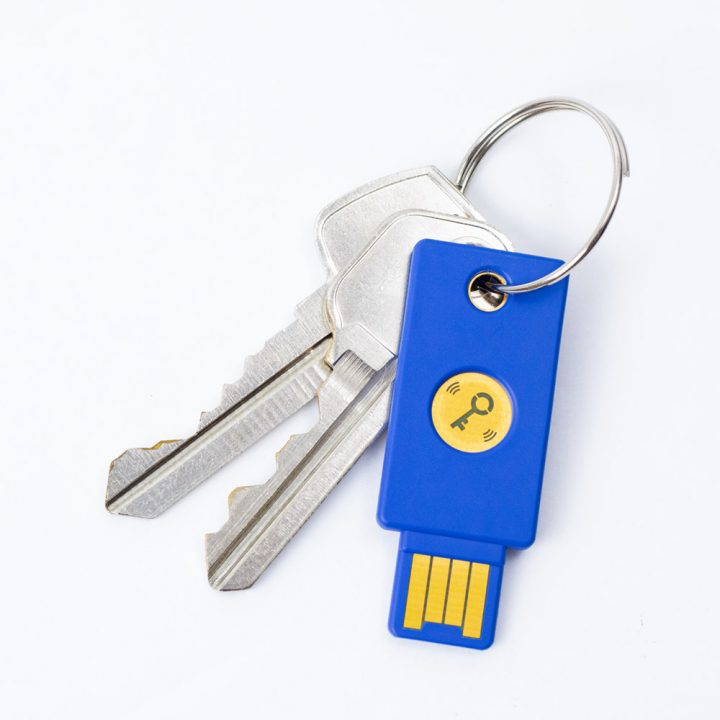 Security Key by Yubico (NFC)