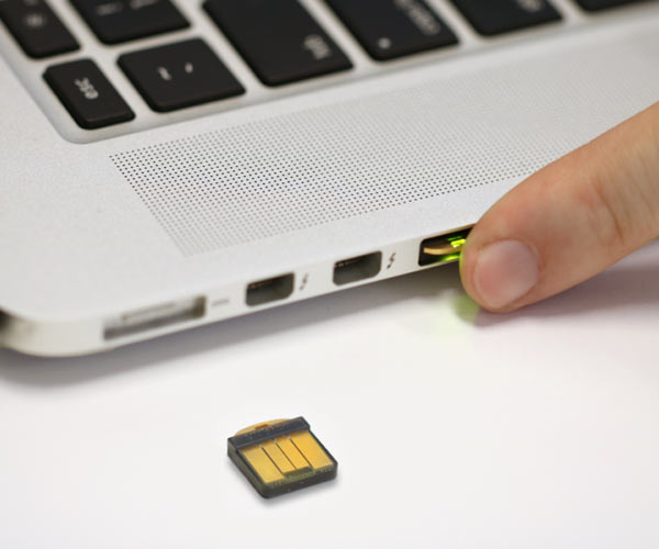 YubiKey 5 Nano